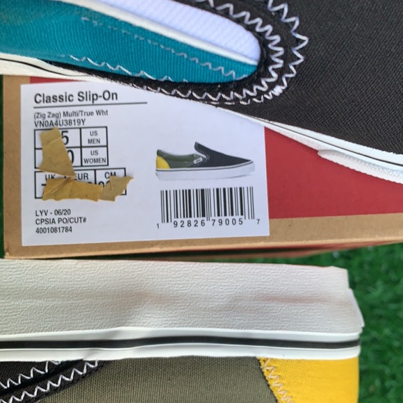 VANS CLASSIC SLIP ON ZIG ZAG MULTI/TRUE WHITE WMNS - Picture 16 of 16